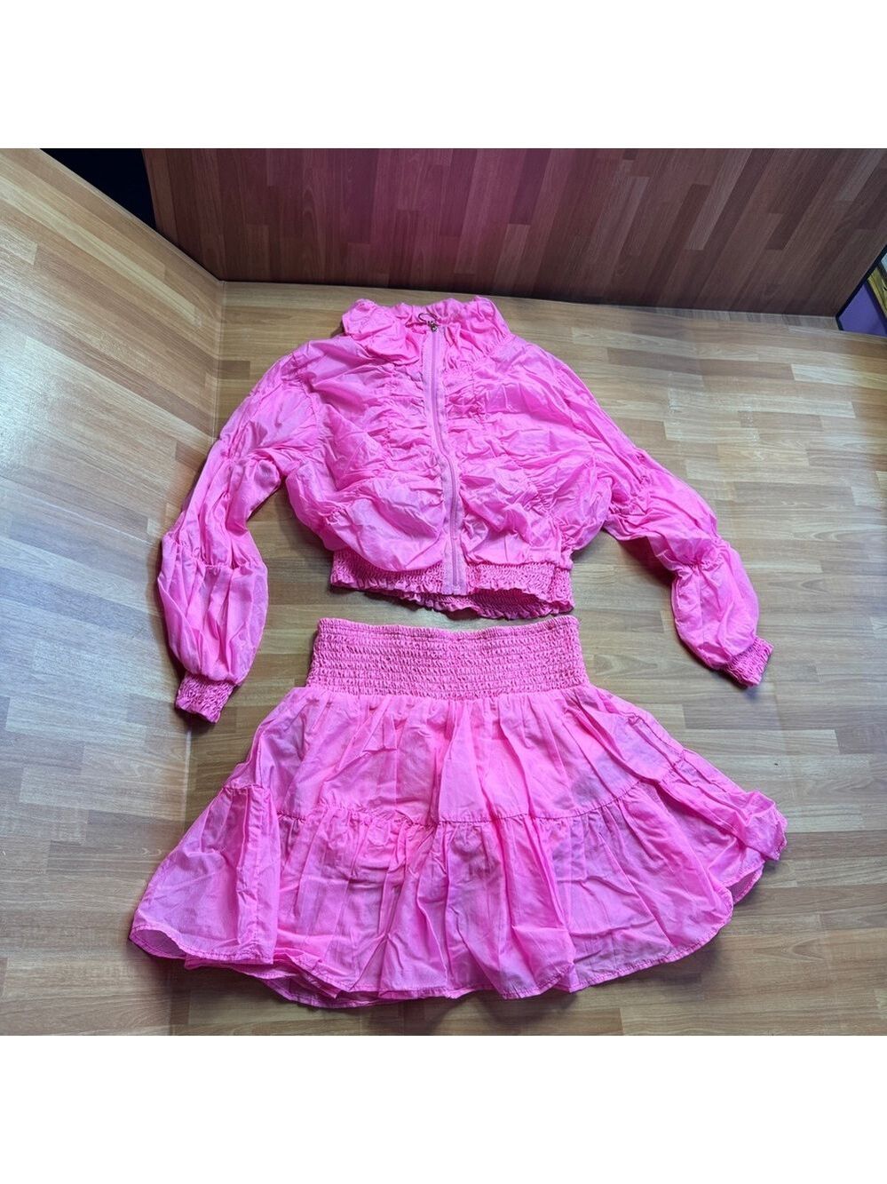 Hannah Banana hot pink parachute jacket and skort outfit size 10